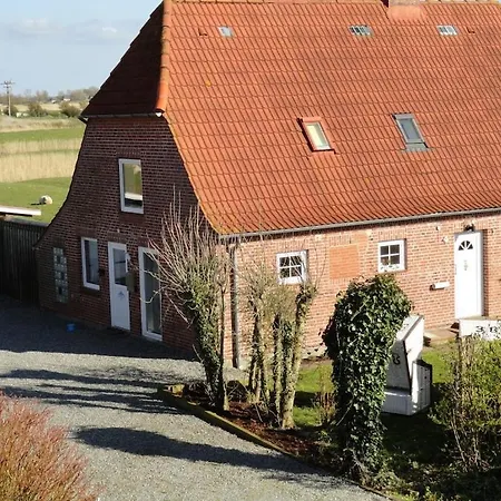 With 3 Bedrooms Сasa de vacaciones *