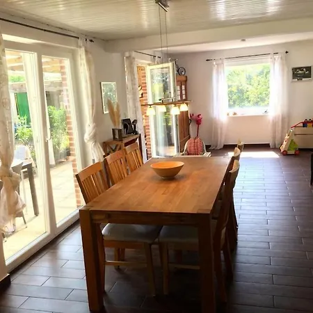 With 3 Bedrooms Сasa de vacaciones